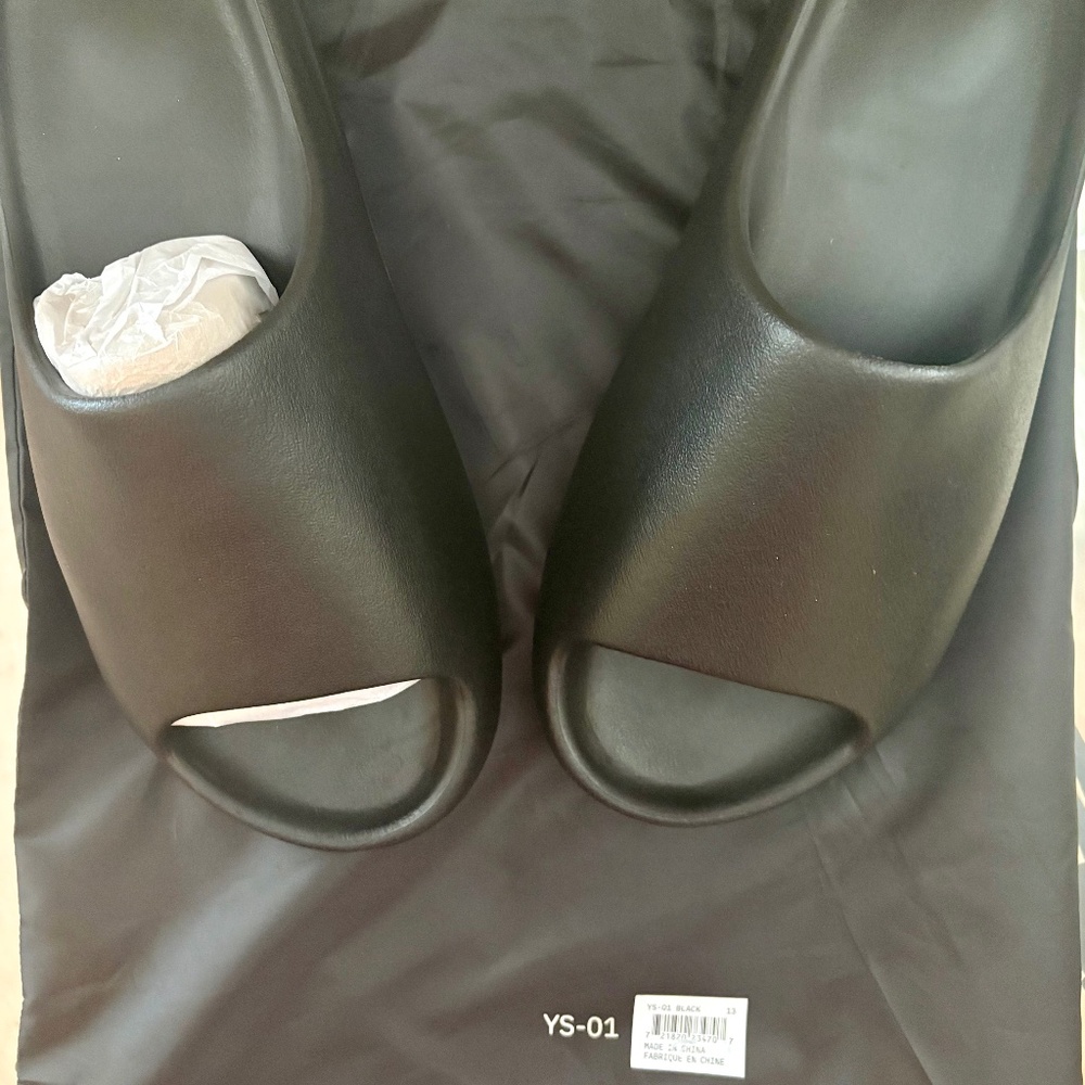 Yeezy slides YS-01 size 13 NWT - image 1